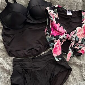 Carmen Marc Valvo Black and Pink Floral Swimwear